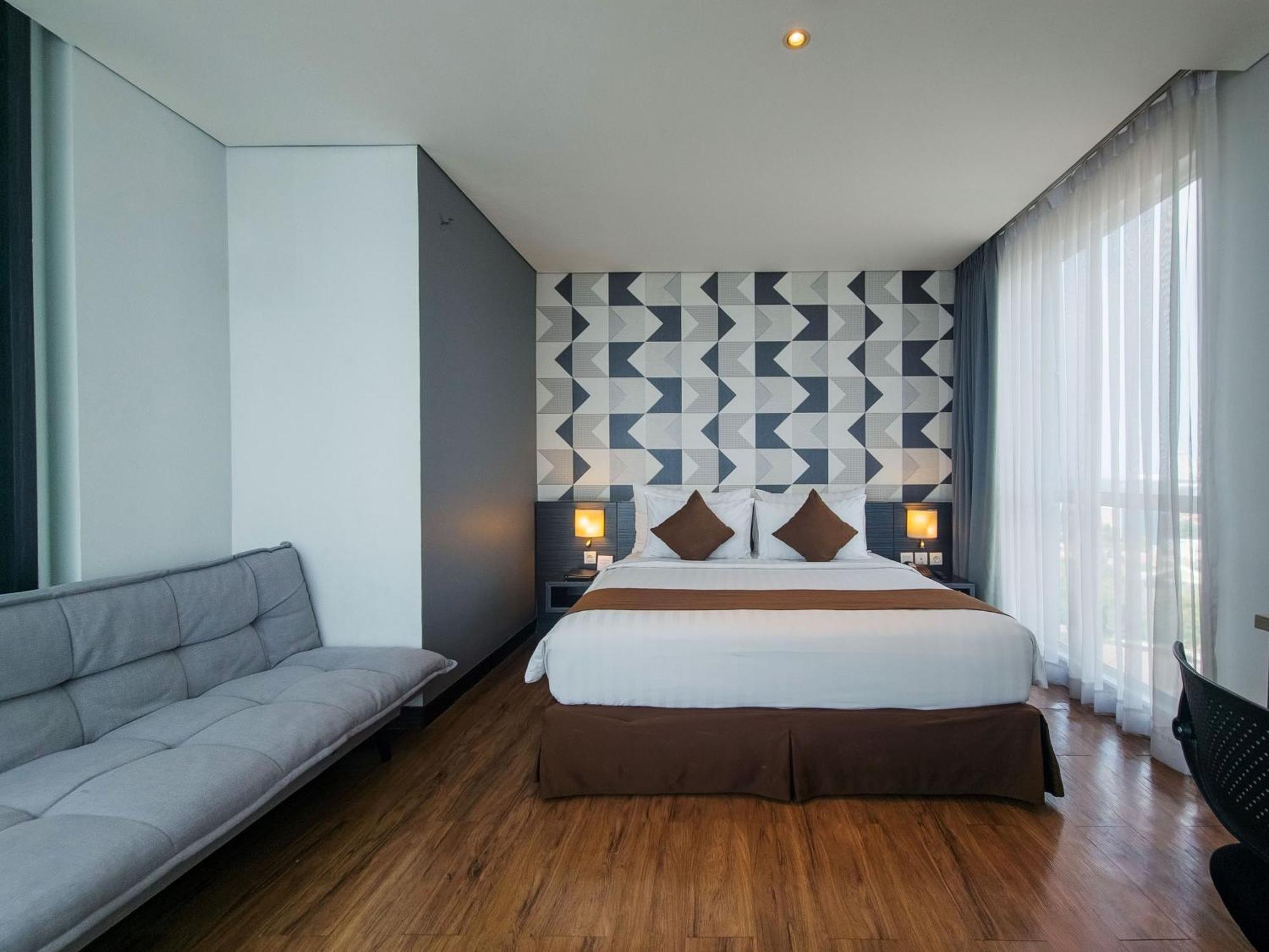 Luminor Hotel Jemursari By Wh With The Best Breakfast In Town And Located Near Surabaya Industrial Estate Rungkut Sier Buitenkant foto