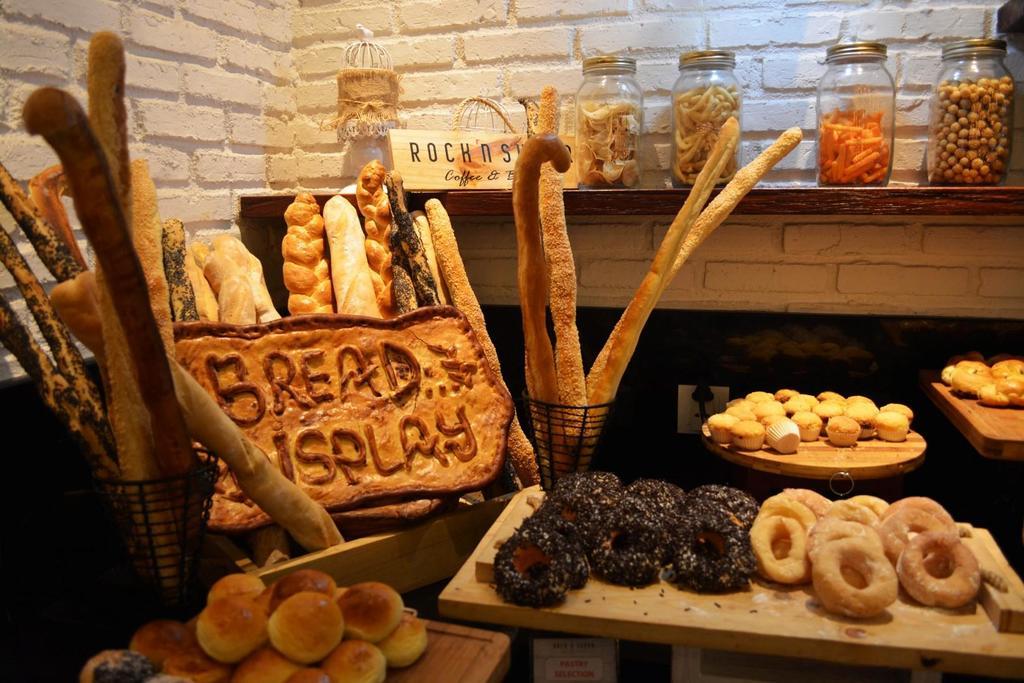 Luminor Hotel Jemursari By Wh With The Best Breakfast In Town And Located Near Surabaya Industrial Estate Rungkut Sier Buitenkant foto