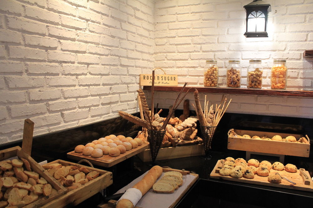 Luminor Hotel Jemursari By Wh With The Best Breakfast In Town And Located Near Surabaya Industrial Estate Rungkut Sier Buitenkant foto